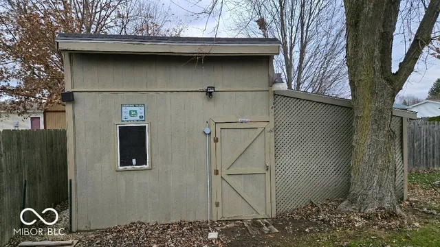 $139,900 | 813 Mitchell Drive, Gas City, IN 46933