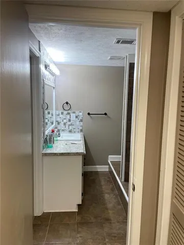 $900 | 1801 Azalea Drive, Unit 2, Lawrenceville, GA 30043