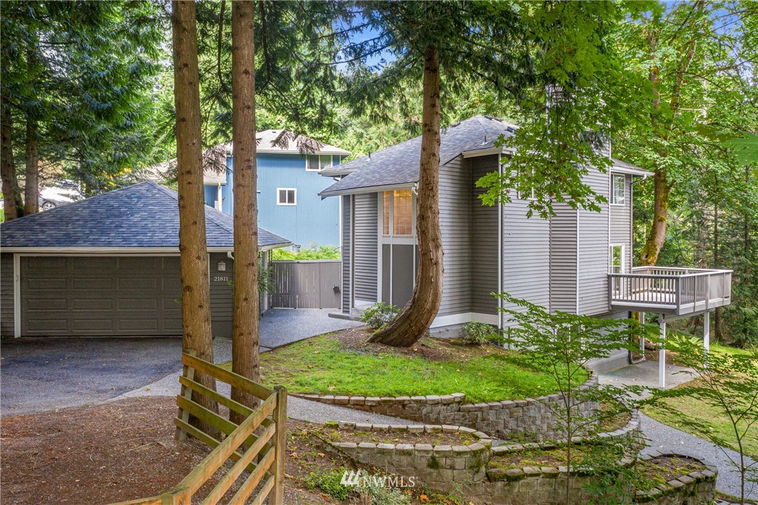 21811 4th Avenue Southeast Bothell, WA 98021 - Photo 1 of 38