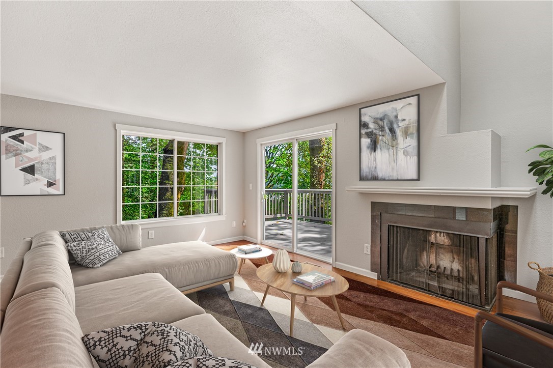 21811 4th Avenue Southeast Bothell, WA 98021 - Photo 11 of 38