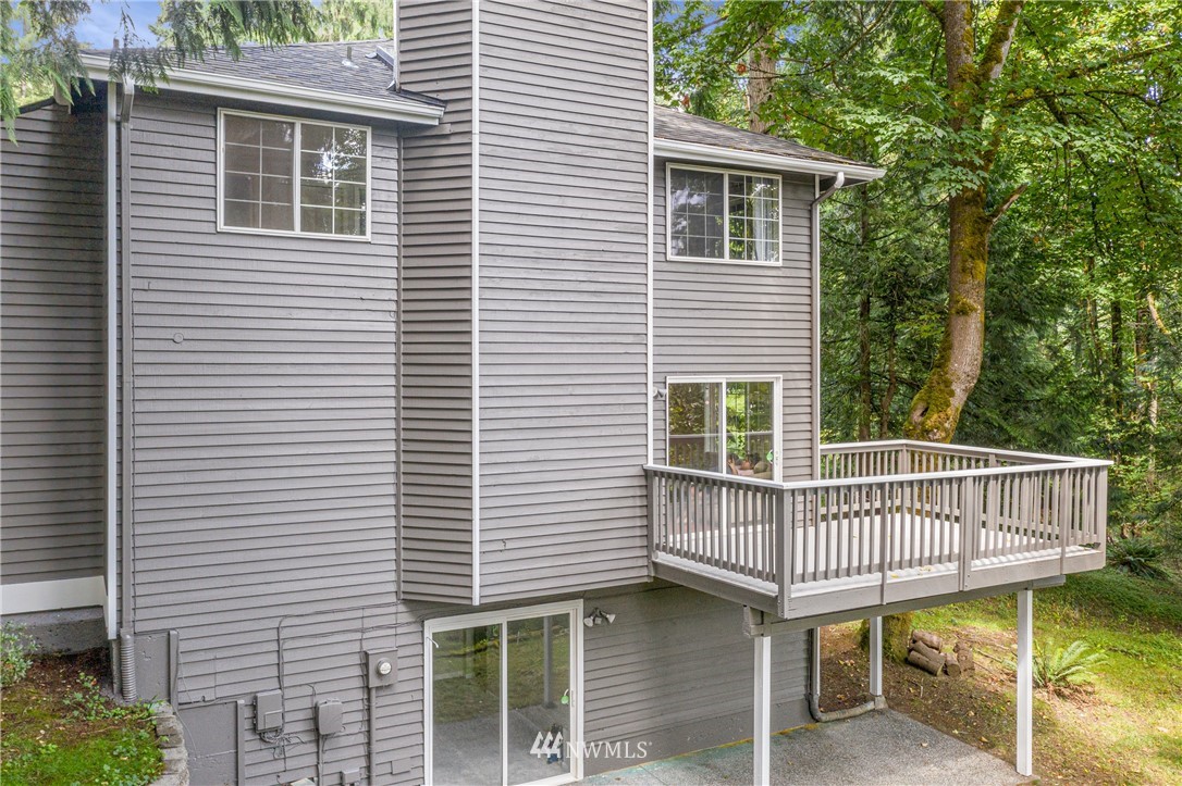 21811 4th Avenue Southeast Bothell, WA 98021 - Photo 32 of 38