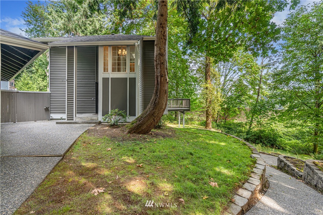21811 4th Avenue Southeast Bothell, WA 98021 - Photo 34 of 38