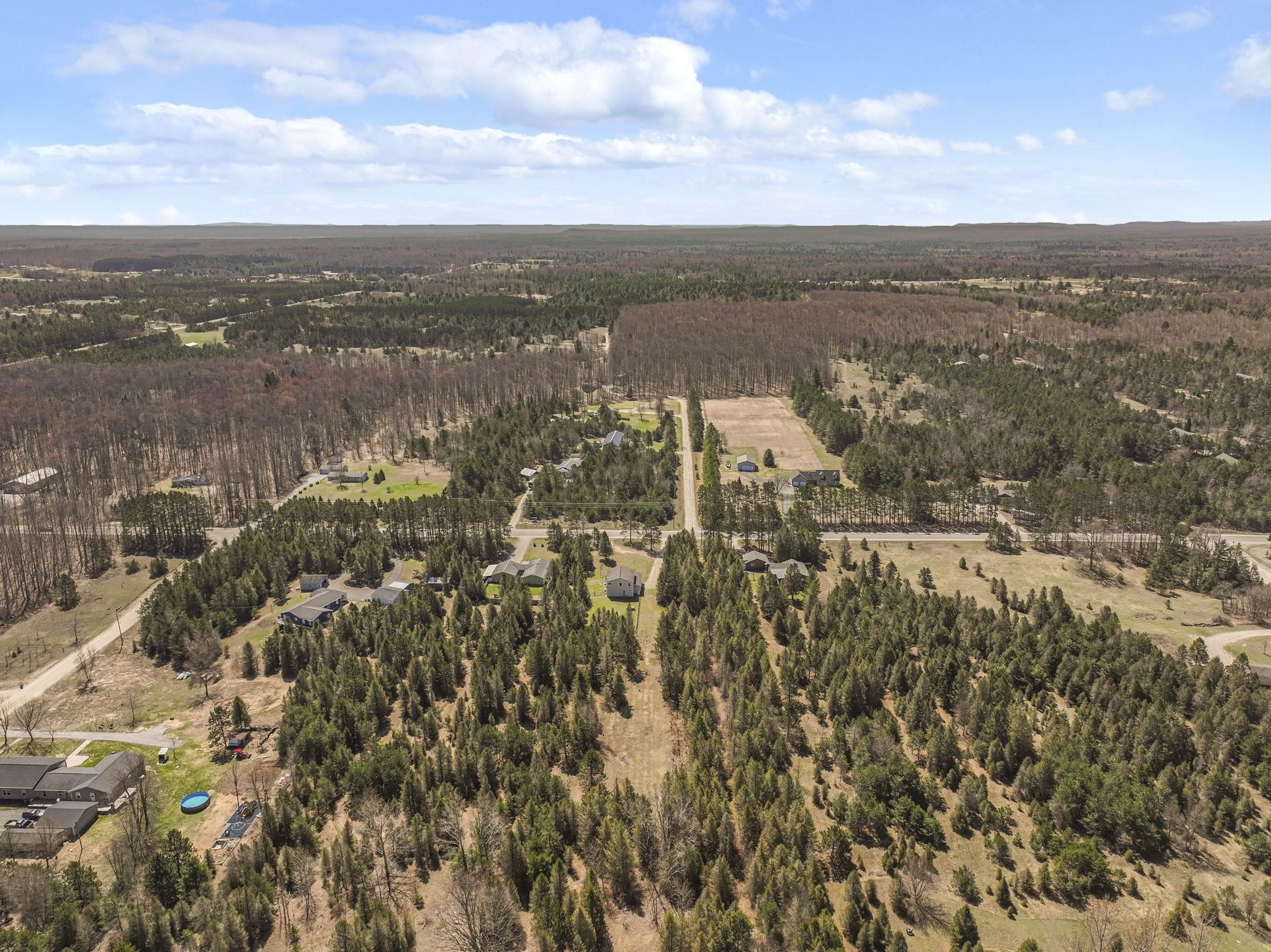 17646 Fewins Road Interlochen, MI 49643 - Photo 9 of 67