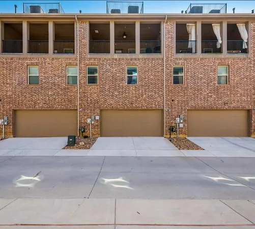 $2,695 | 2405 Siskiyou Street, Lewisville, TX 75056