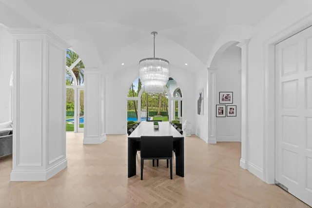 $9,350,000 | 111 VÃa Palacio, Palm Beach Gardens, FL 33418