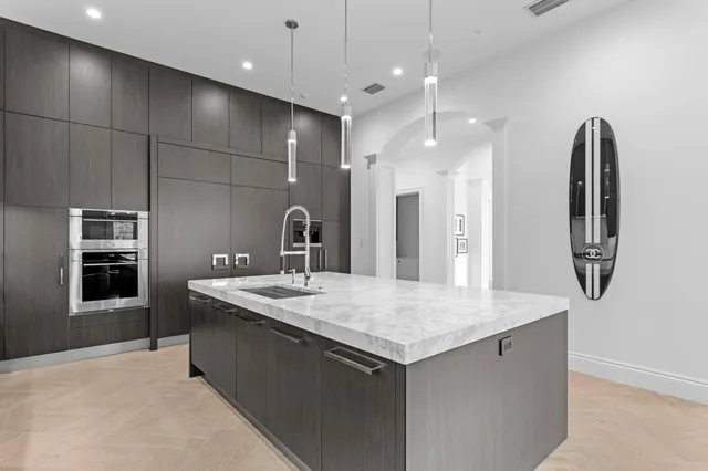 $9,350,000 | 111 VÃa Palacio, Palm Beach Gardens, FL 33418