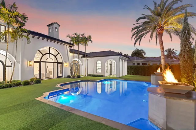 $9,350,000 | 111 VÃa Palacio, Palm Beach Gardens, FL 33418