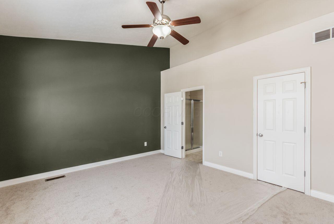 5906 Myrick Road Dublin, OH 43016 - Photo 23 of 49 Vaulted Owner suite