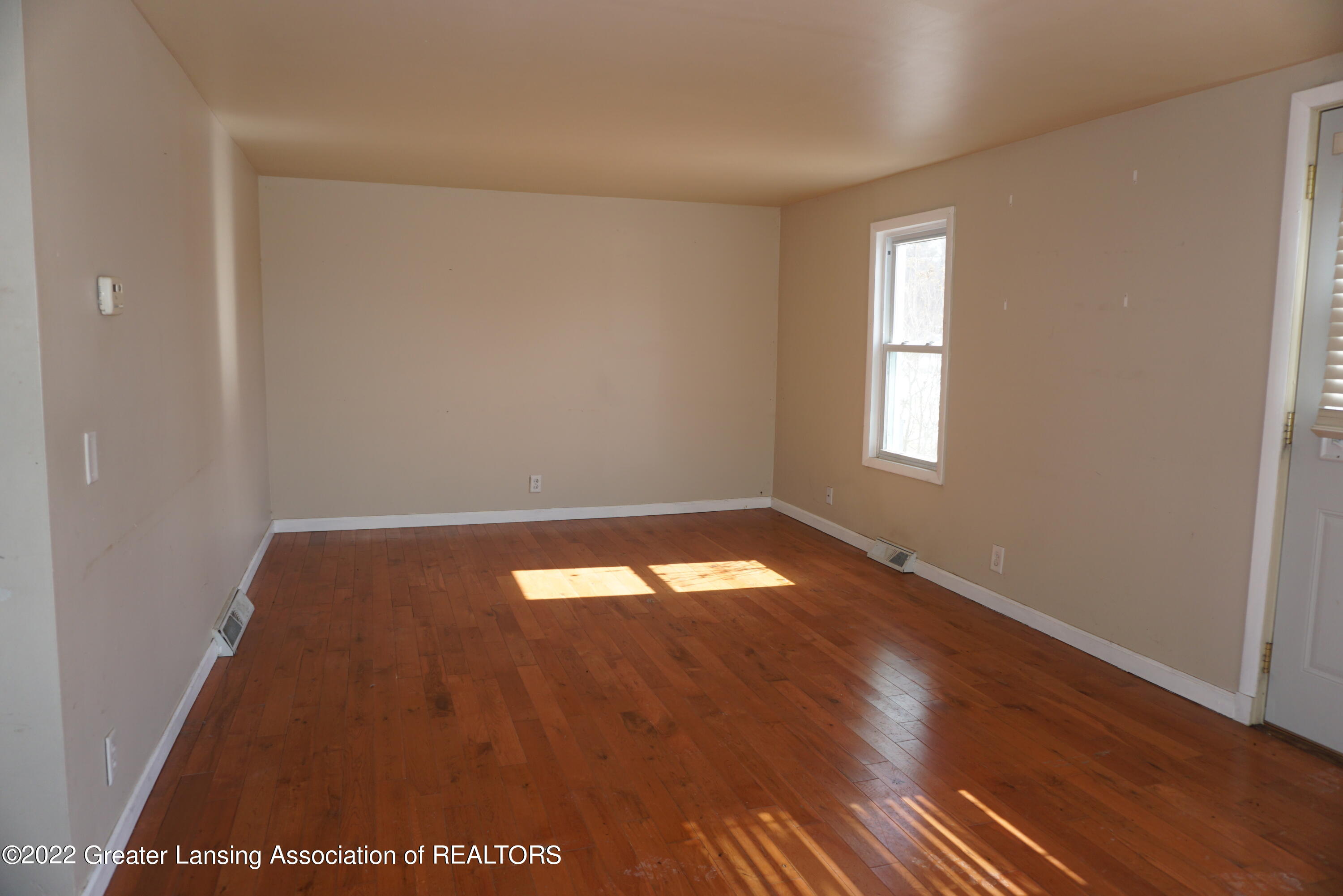 2140 Sandhill Road Mason, MI 48854 - Photo 4 of 17 DSC00264