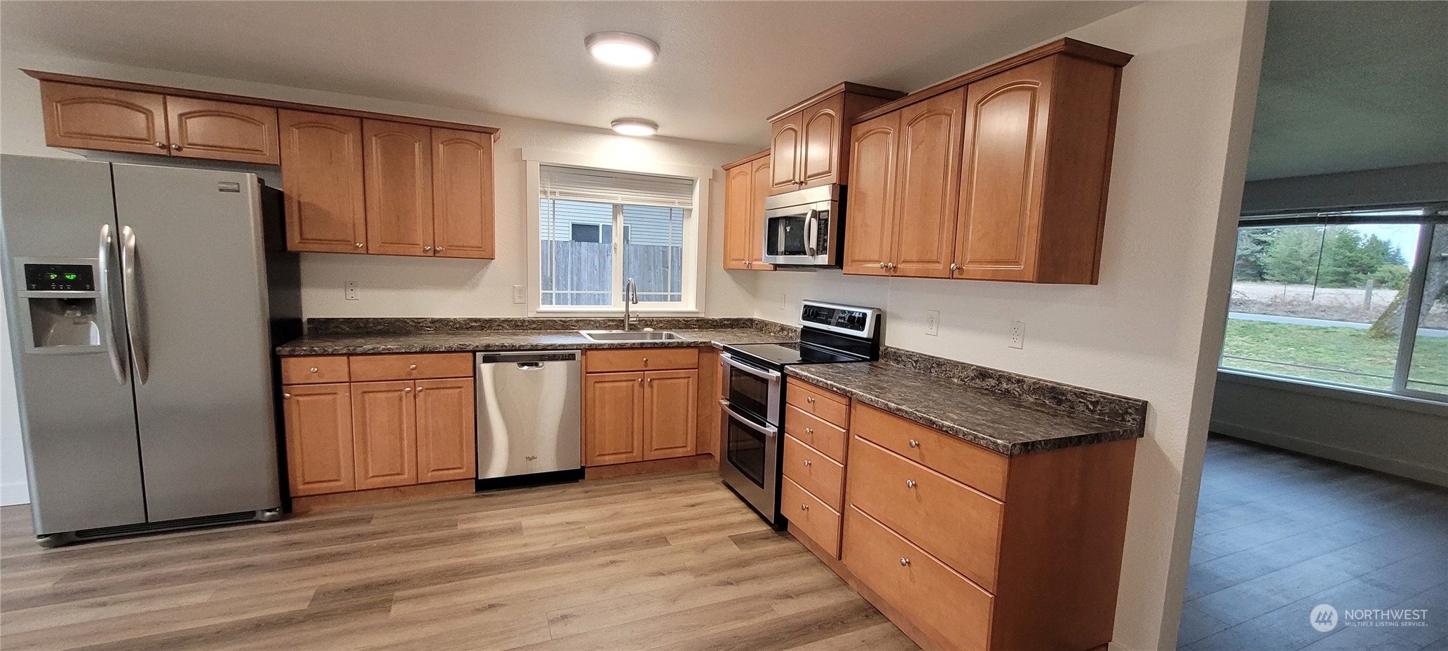 10105 Grove Road Southeast Yelm, WA 98597 - Photo 11 of 24 Gallery Image 11