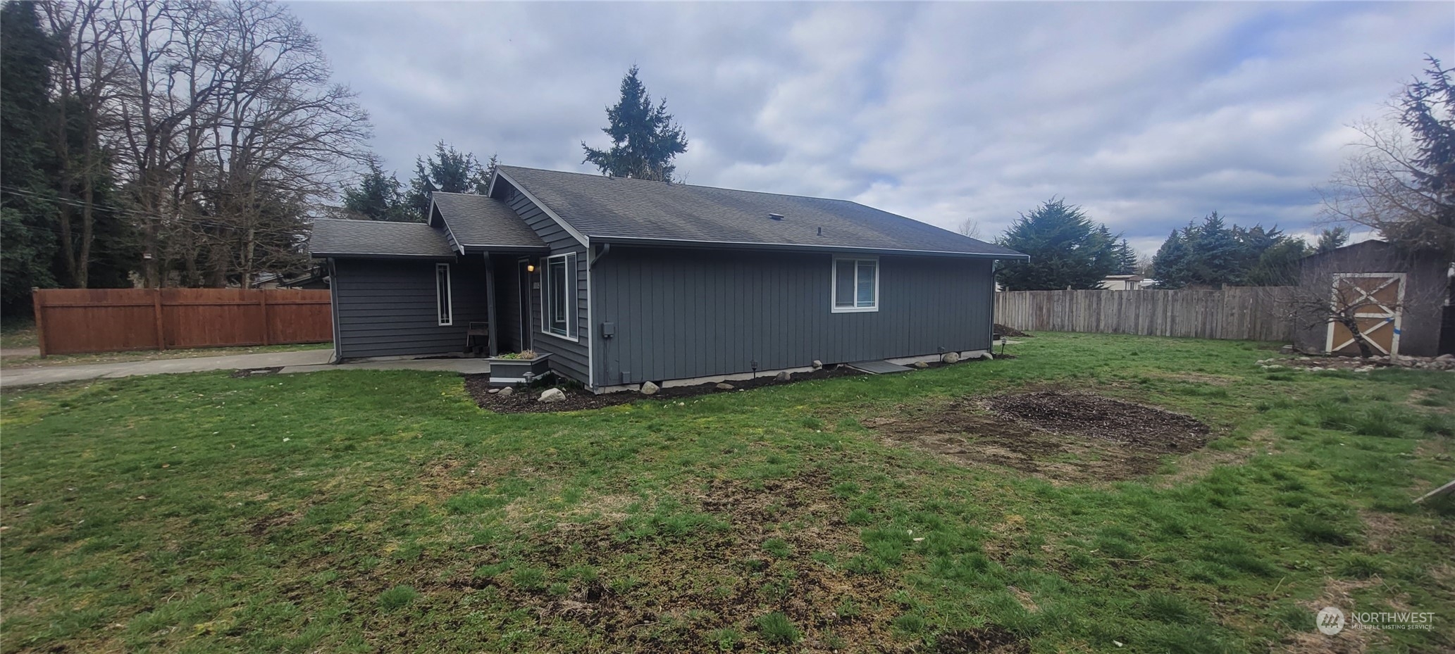 10105 Grove Road Southeast Yelm, WA 98597 - Photo 6 of 24 Gallery Image 6