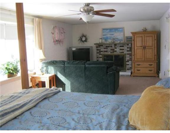 3 Gerry Road Lynnfield, MA 01940 - Photo 10 of 21 Gallery Image 10