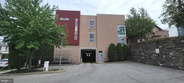 $2,750 | 75 Maple Street, Unit 202, Conshohocken, PA 19428