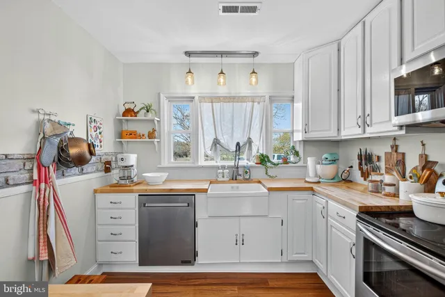 $465,000 | 18321 Carrico Mills Road, Elkwood, VA 22718