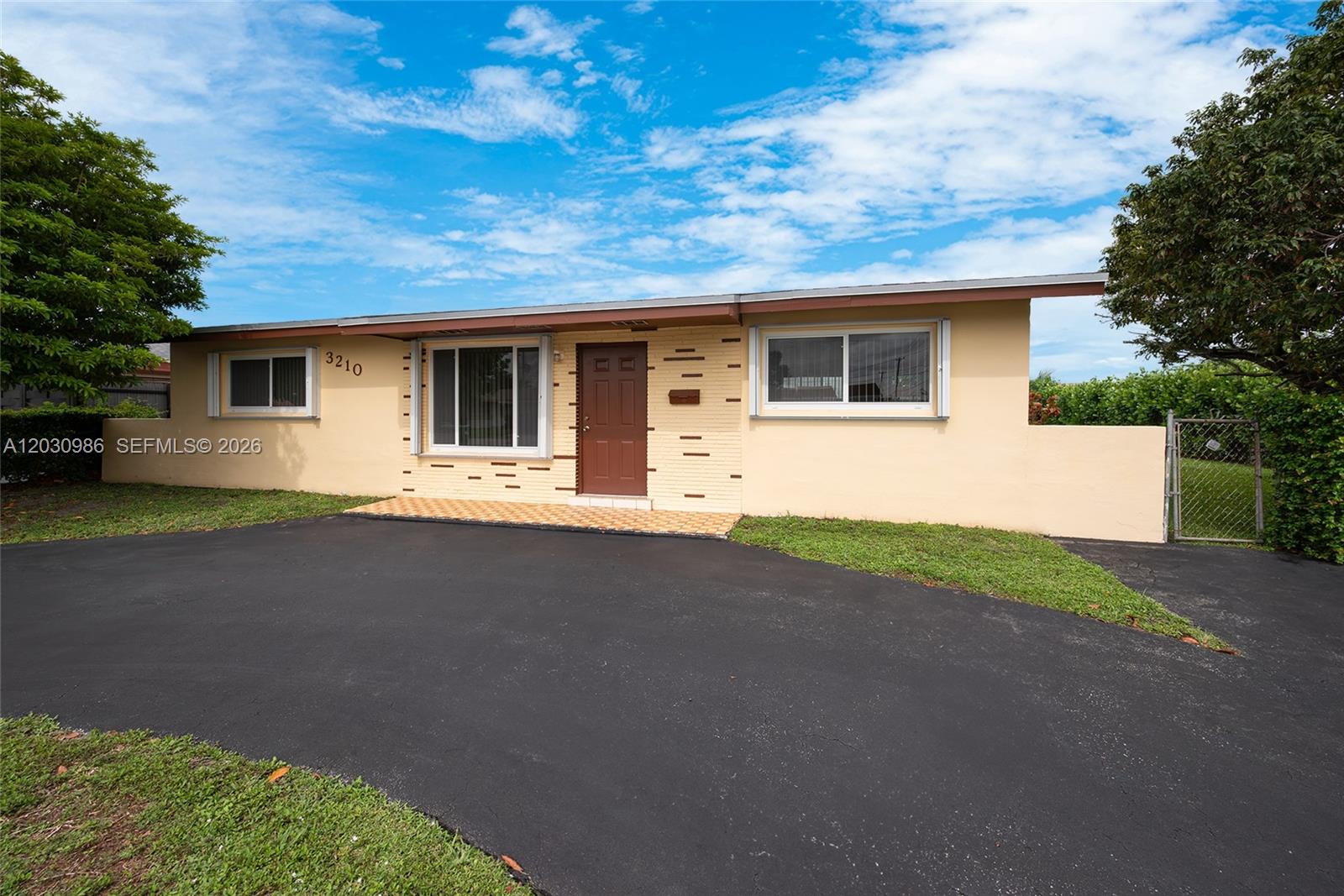 3210 Southwest 94th Court Miami, FL 33165 - Photo 1 of 47