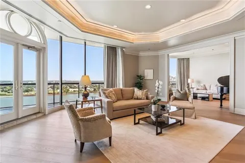$5,900,000 | 600 Port Of New Orleans Place, Unit 15F, New Orleans, LA 70130