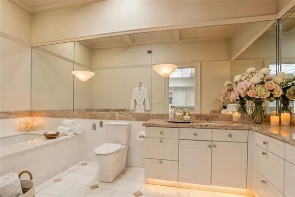 $5,900,000 | 600 Port Of New Orleans Place, Unit 15F, New Orleans, LA 70130