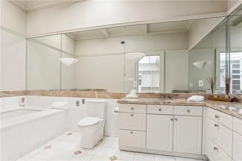 $5,900,000 | 600 Port Of New Orleans Place, Unit 15F, New Orleans, LA 70130