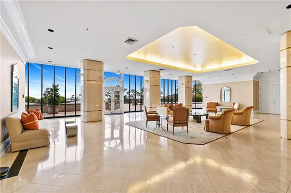 $5,900,000 | 600 Port Of New Orleans Place, Unit 15F, New Orleans, LA 70130