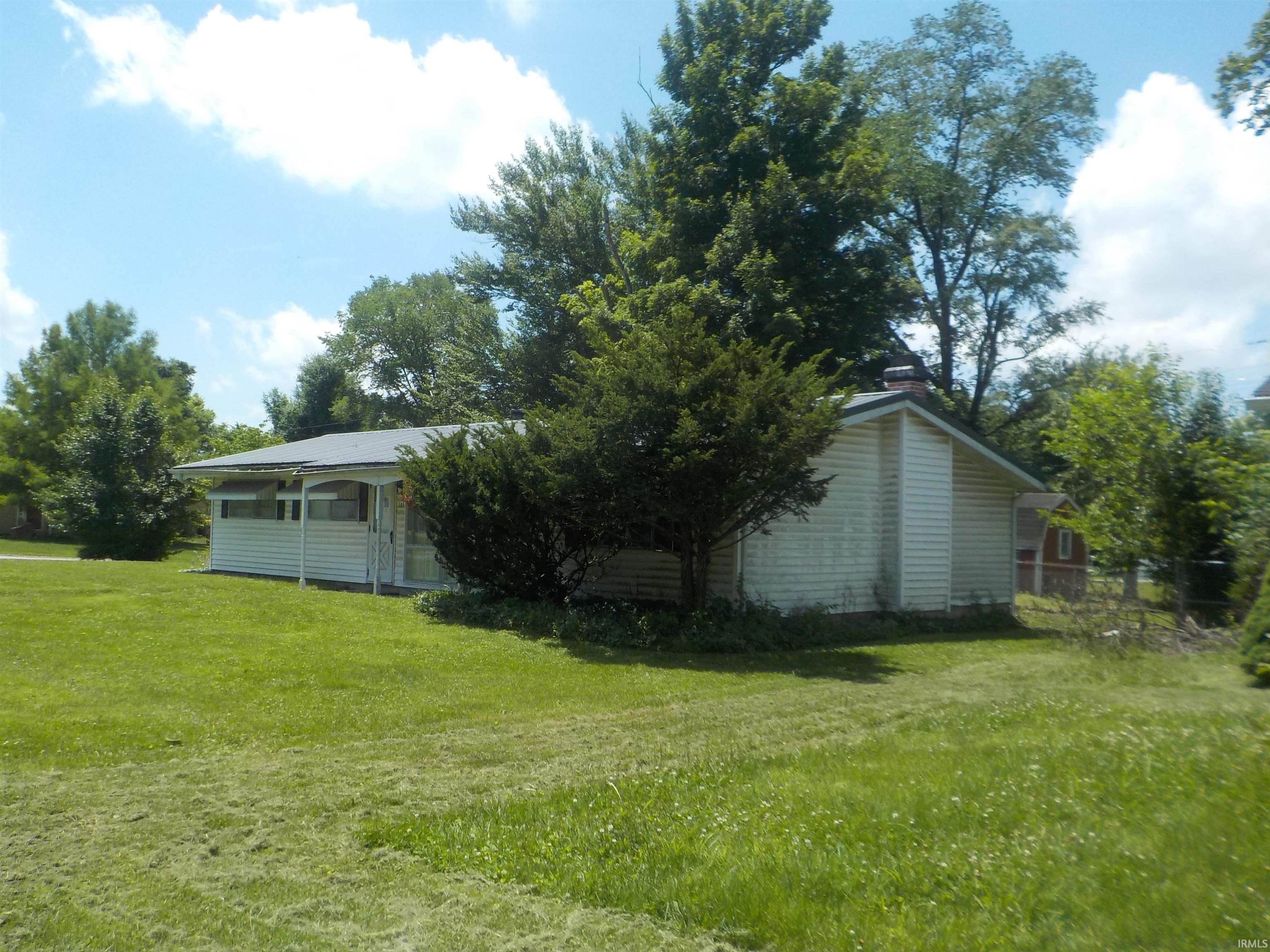 101 East Ridgeview Drive Bloomington, IN 47401 - Photo 3 of 49