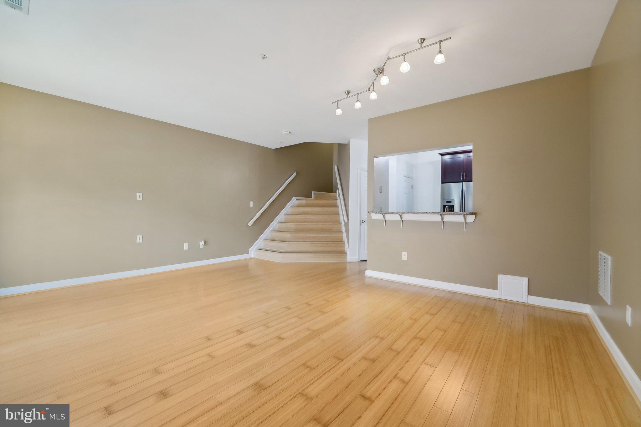 304 Assembly Point Court Odenton, MD 21113 - Photo 5 of 34 Gallery Image 5