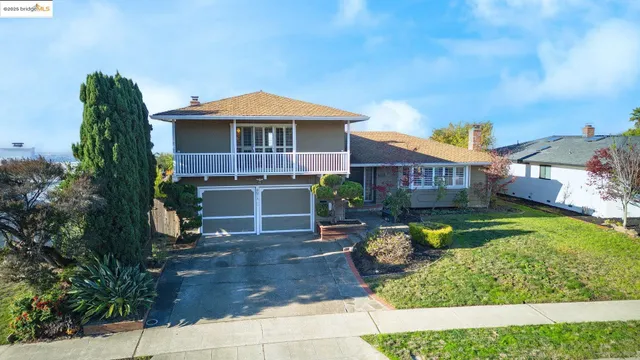 $1,250,000 | 8071 Phaeton Drive, Oakland, CA 94605
