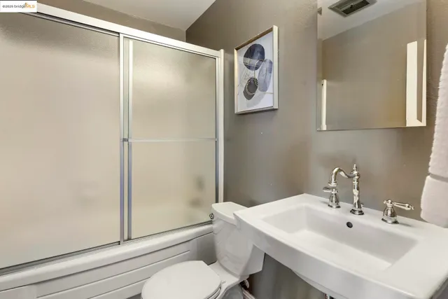 $1,250,000 | 8071 Phaeton Drive, Oakland, CA 94605