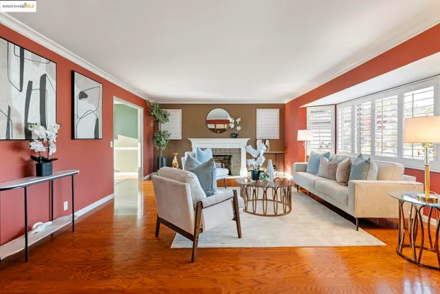 $1,250,000 | 8071 Phaeton Drive, Oakland, CA 94605