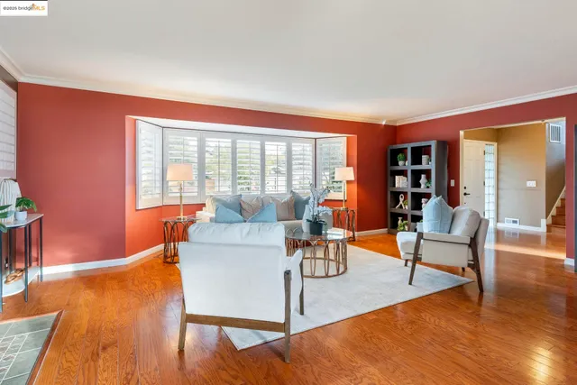 $1,250,000 | 8071 Phaeton Drive, Oakland, CA 94605