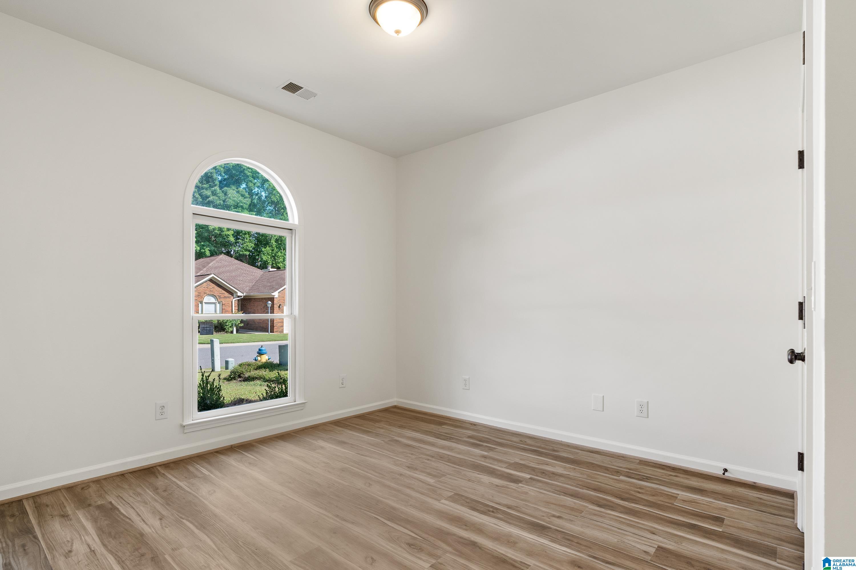 1134 Berwick Road Hoover, AL 35242 - Photo 28 of 38 Gallery Image 28