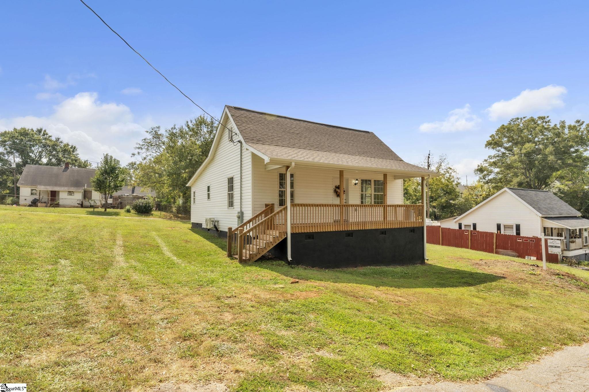 25 Green Street Pelzer, SC 29669 - Photo 2 of 32