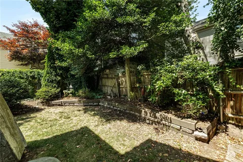 $1,195,000 | 23 Willow Street, Newport, RI 02840