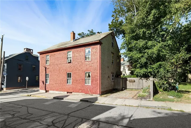 $1,195,000 | 23 Willow Street, Newport, RI 02840