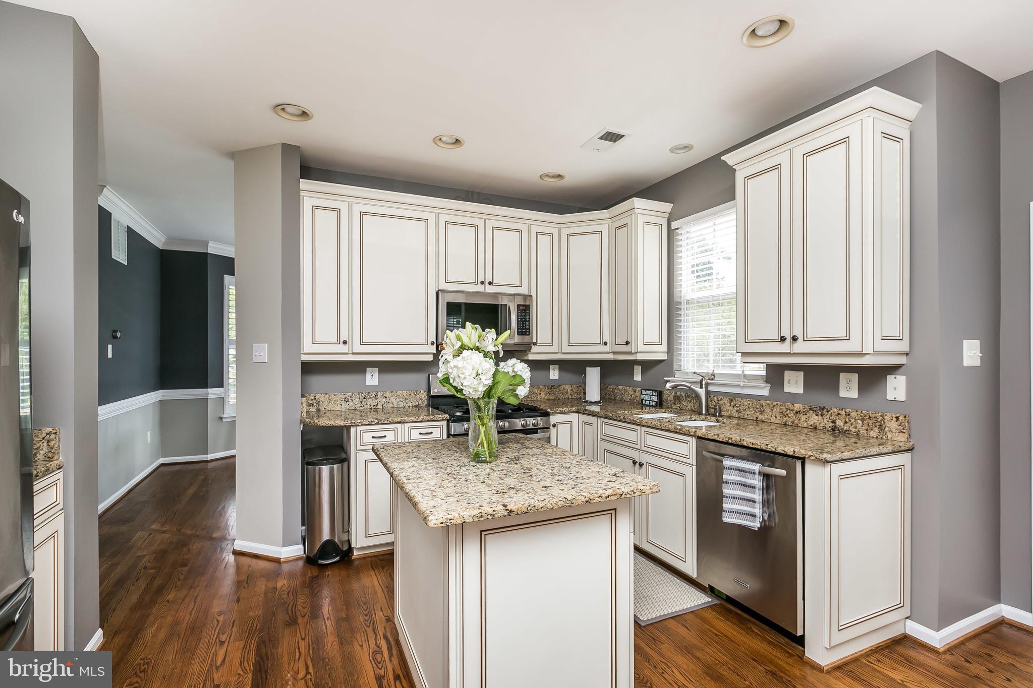 1611 Chapman Road Crofton, MD 21114 - Photo 9 of 29 Kitchen
