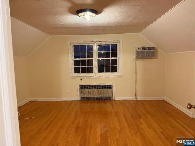 $1,800 | 206 Knox Avenue, Unit 2, Cliffside Park, NJ 07010