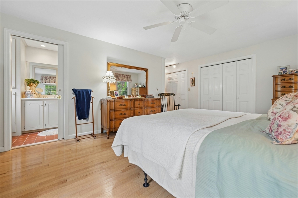 8 Viking Rock Road Yarmouth, MA 02664 - Photo 15 of 40