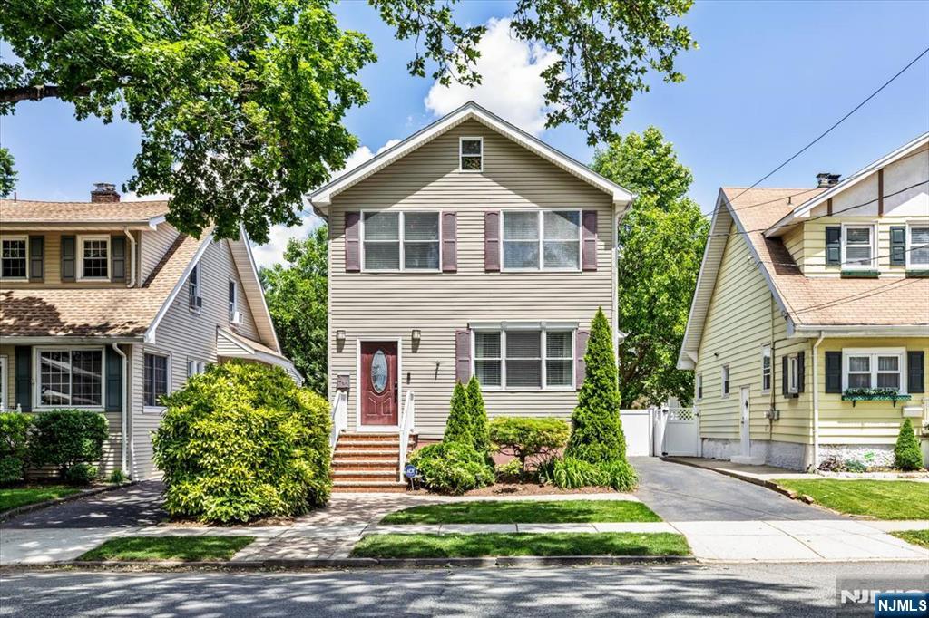 242 Washington Avenue Rutherford, NJ 07070 - Photo 2 of 33