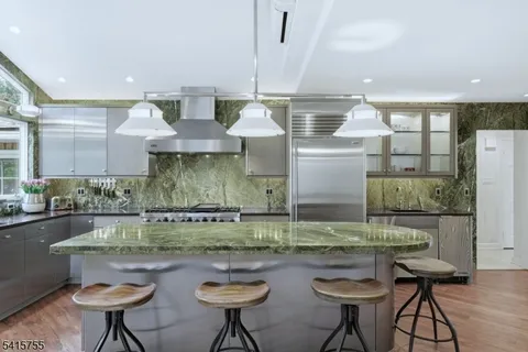 $1,525,000 | 64 Speir Drive, South Orange, NJ 07079