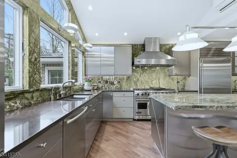 $1,525,000 | 64 Speir Drive, South Orange, NJ 07079