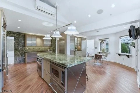 $1,525,000 | 64 Speir Drive, South Orange, NJ 07079