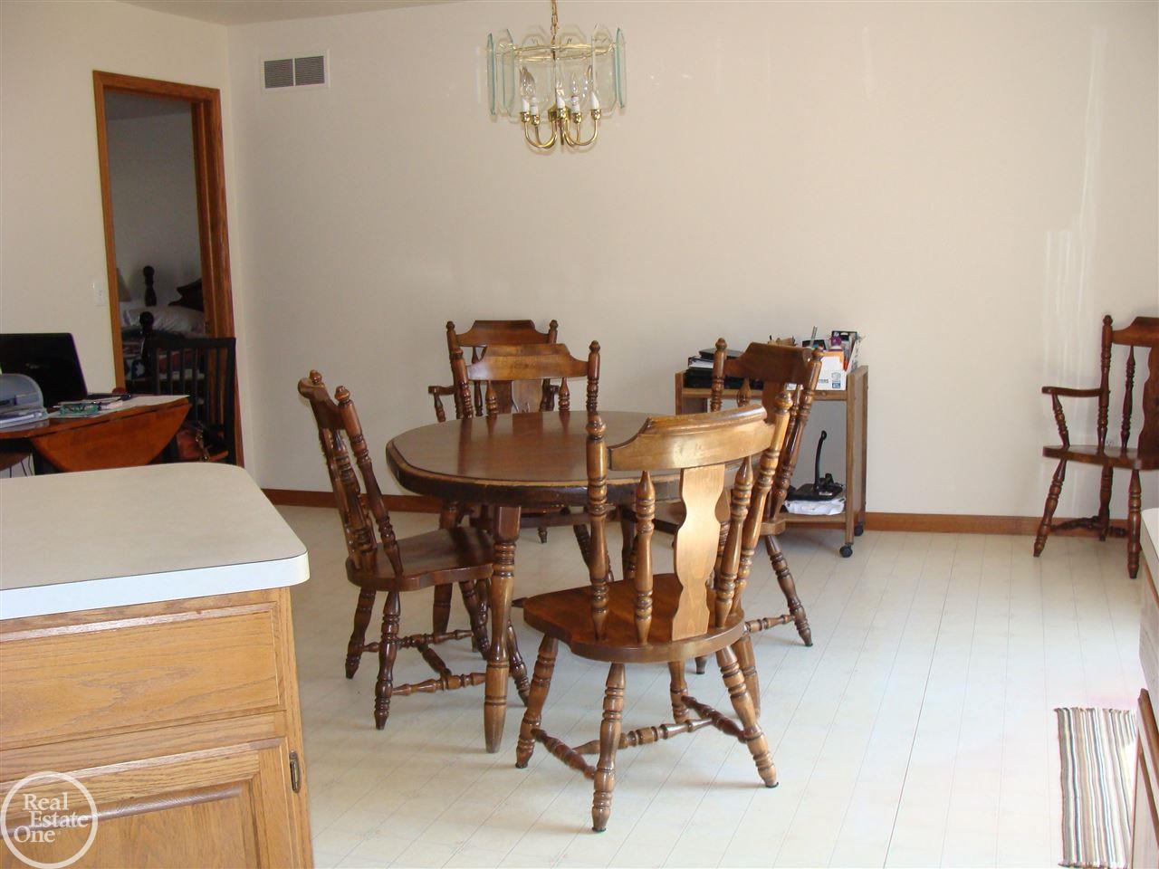 2115 Ditty Road Smiths Creek, MI 48074 - Photo 23 of 52 31315355-22.JPG