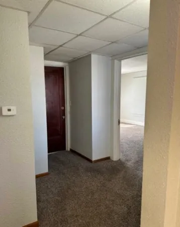 $995 | 918 East Locust Street, Unit 2, Davenport, IA 52803