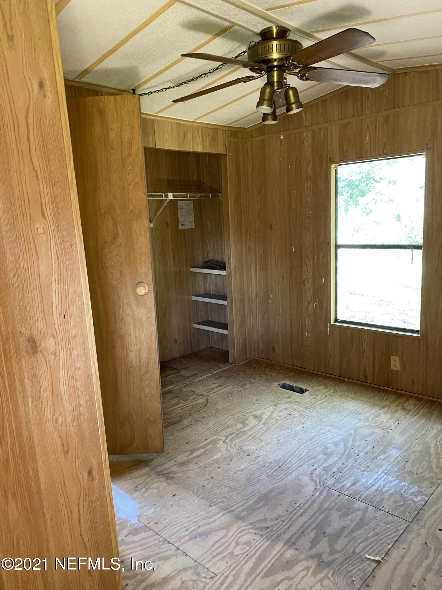140 Keystone Road Palatka, FL 32177 - Photo 23 of 33 a view of a hallway