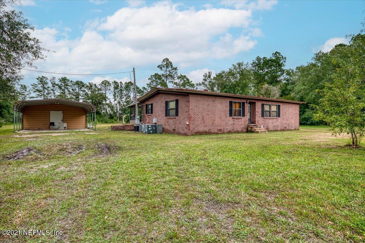 140 Keystone Road Palatka, FL 32177 - Photo 3 of 33 a house view with garden space