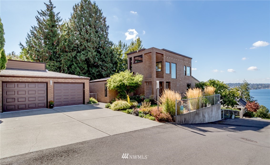 1401 North 24th Street Renton, WA 98056 - Photo 1 of 25