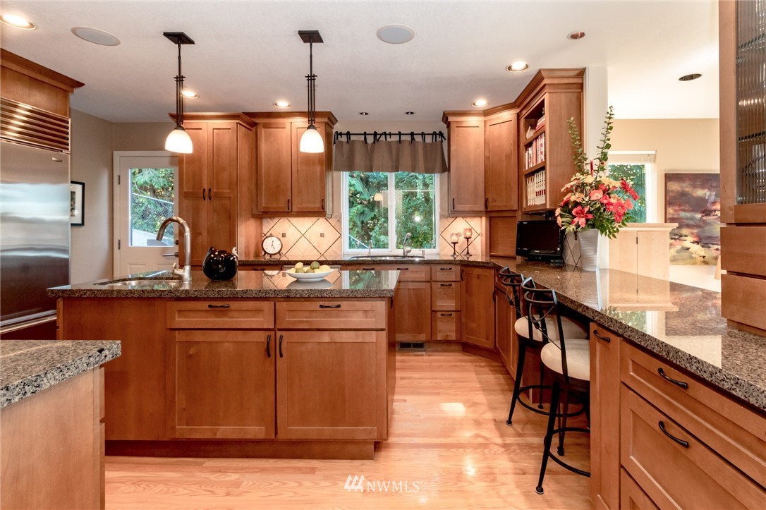 1401 North 24th Street Renton, WA 98056 - Photo 9 of 25