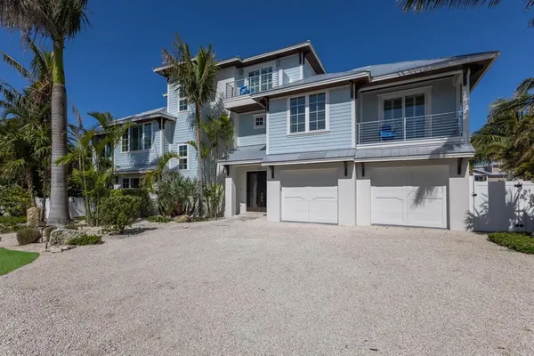$4,800,000 | 222 Willow Avenue, Anna Maria, FL 34216