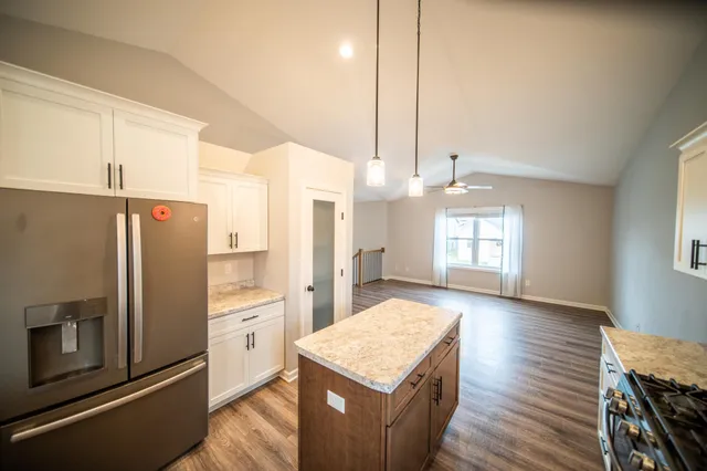 $370,000 | 6076 Sandstone Street Northwest, Rochester, MN 55901