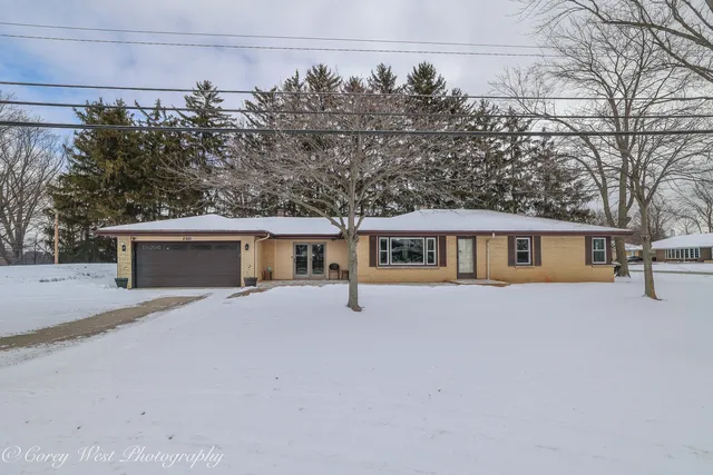 $295,000 | 2300 Gaylord Road, Joliet, IL 60435