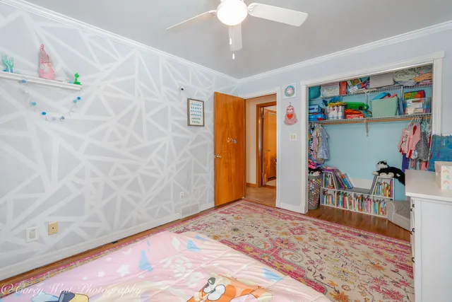 $295,000 | 2300 Gaylord Road, Joliet, IL 60435